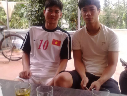 Công Phượng và anh Cương