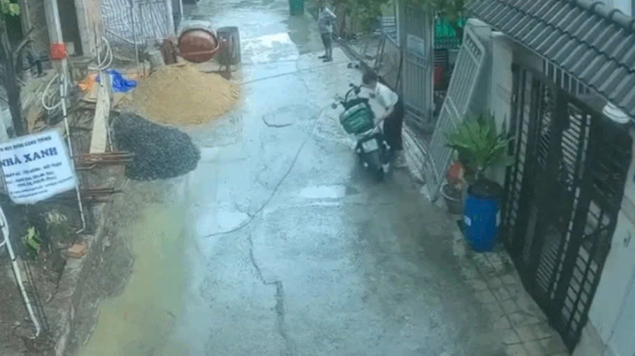 Thường trực Đảng ủy phường Bình Hòa đã kiểm điểm đối với nữ đảng viên liên quan vụ việc. Ảnh cắt từ clip bạn đọc cung cấp