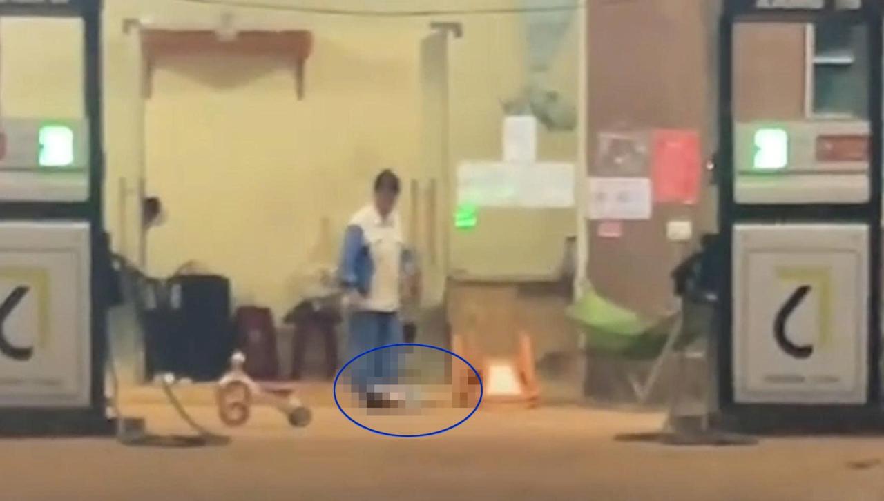 Hoàn cảnh bé trai 16 tháng tuổi bị bác dâu ném xuống đất: Không có bố, mẹ đi làm ăn xa hơn 4 tháng- Ảnh 2.